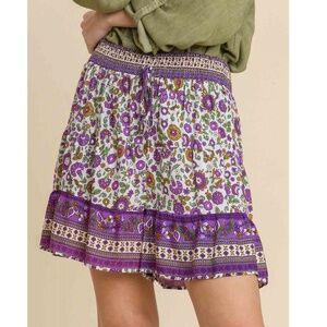 NWT Umgee Purple Floral Women's Shorts SZ Large